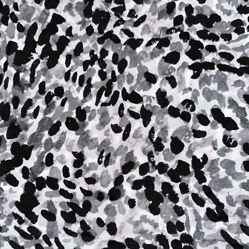 Banana Republic Ruffle V-neck Tank Top - Picture 5 of 7